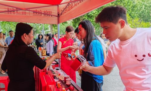 古唐飞天香飘宛城 全民饮茶共续华章——2026国际茶日暨南阳第十八届全民饮茶公益文化推广活动圆满举办